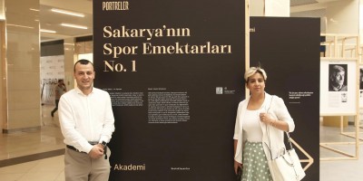 Baro Başkanı Yıldız Portreler-Sakarya’nın Spor Emektarları fotoğraf sergisini ziyaret etti