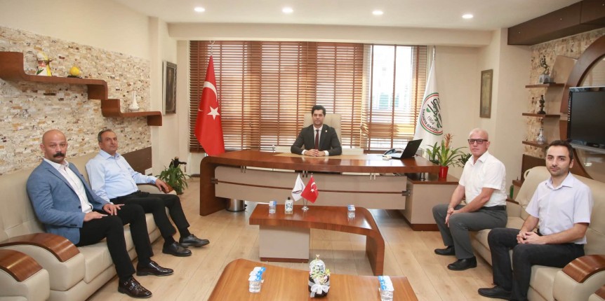Adalet ve Kamu Çalışanları Sendikası'ndan Baro Başkanı Adıyaman'a ziyaret