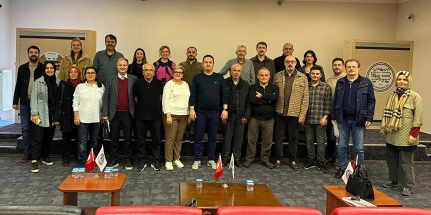 Ticaret Hukukunda Uzman Arabuluculuk konulu eğitim düzenlendi